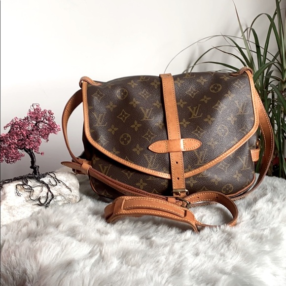 Louis Vuitton Handbags - LouisVuitton Saumure
